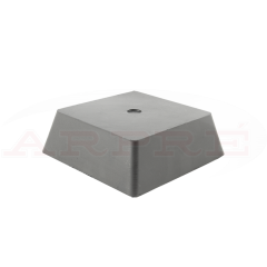 Nelikulmainen harmaa nostotallan kumitiili keskellä olevalla reiällä nostamista varten, ‘ARPRE’ vesileimalla.