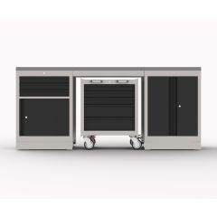 Optitec WM-7 RST kalustekokonaisuus, jossa on ruostumaton teräs työtaso, työkaluvaunu sekä lukittavia kaappeja ja laatikoita.