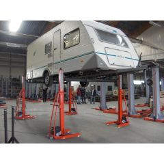 IME Autolift 0441 kevyt tolppanostinsarja henkilöautoille ja matkailuvaunuille 3,5t