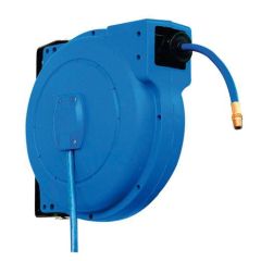 Sininen, pyöreä 8 mm 8 m ilma-/vesikela, jossa on sininen letku ja messinkinen liitin, mustalla kiinnikkeellä.